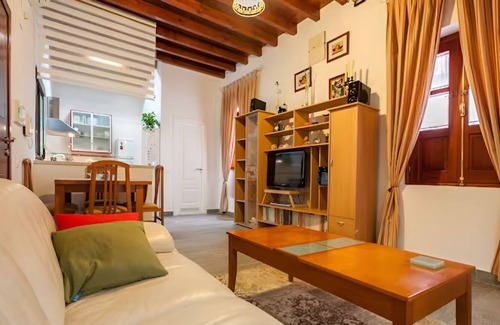 San Julian Apartamento | Sevilla center next to the church of San Luis
