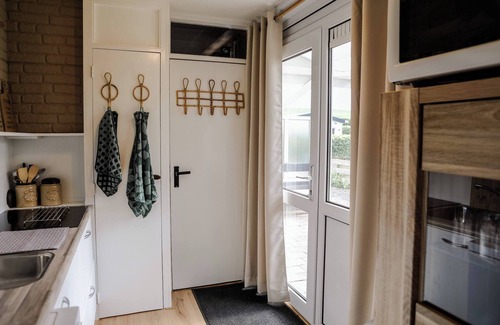 Baarland Casa | Sfeervolle Bungalow op Vakantiepark Baarland