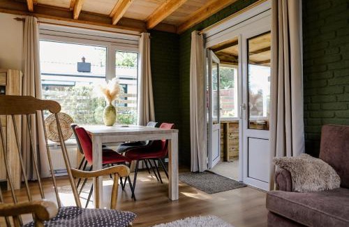 Baarland Casa | Sfeervolle bungalow op vakantiepark Baarland