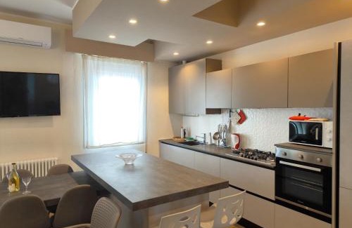 Peschiera del Garda City Centre Apartamento | SG Luxury - My Island Stay