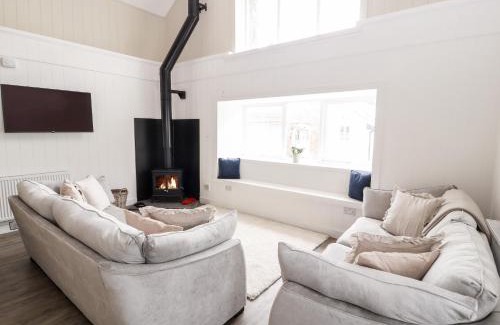 Holyhead Casa | Sgubor