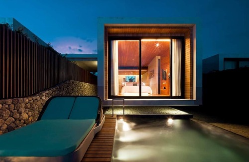 Khuekkhak Villa | Villa de lujo frente a la playa con piscina (B01)