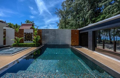 Mai Khao Villa | Maikhao villa de un dormitorio con piscina frente a la playa
