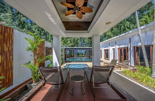 Mai Khao Villa | Villa de un dormitorio frente a la playa con piscina