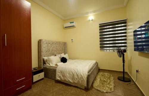 Oshodi-Isolo Apartamento | Shabi's Court