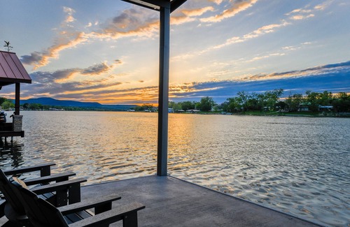 Kingsland Casa | Shade Tree Cottage - Perfect Lake LBJ Getaway! Venga a relajarse y rejuvenecer