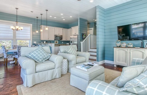 Lakeside at Blue Mountain Beach Casa | Shades of Blue, hermosa casa de 4 habitaciones en Blue Mountain Beach. Nuevo alquiler!