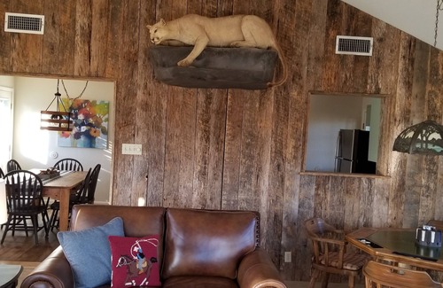 Tarpley Casa | Shadow Dance Ranch - Private Hill Country Escape para familias o parejas