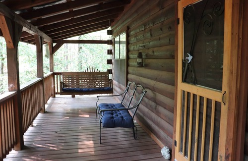 Pleasant Grove Casa | Shadow Me Secluded Cabin