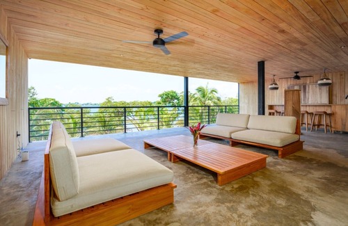 Placencia Villa | Shadow Sands Villa