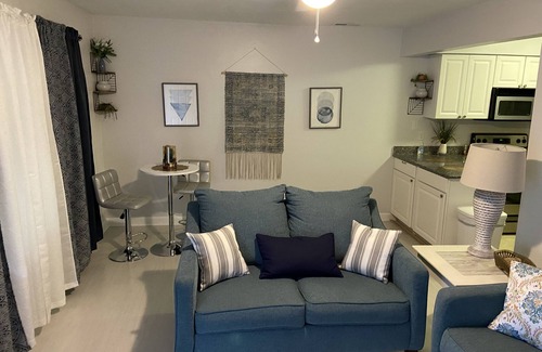 Northeast Virginia Beach Condominio | Shadowlawn Villas, Suite II