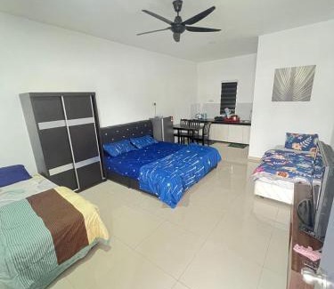 Pulau Indah Casa | SHAH HOMESTAY PULAU INDAH - Studio Family Xtra