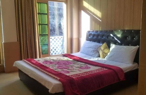Miandam Hotel | Shah Luxury Apartments