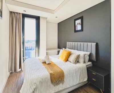 Century City Apartamento | Shalom on Matrix by Dajosha