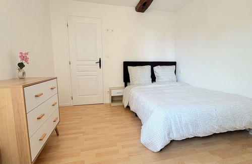 Beaucroissant Cama Y Desayuno | Shalom - Private Room in Shared Apartment with All Conveniences