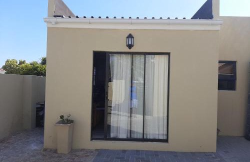 Parklands Apartamento | Shalom Self catering