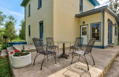 Ashfield-Colborne-Wawanosh Casa | Shamrock Cottage