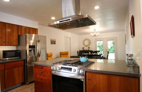 Fortuna Casa | Shamrock Oasis- Pool Table & Ping-Pong, Sleeps 8