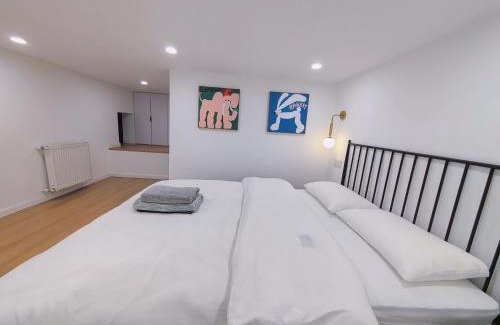 Huaihai Road Commercial Area Apartamento | Shanghai Hills & ZINN City Loft Near Metro Line 1 Changshu Rd and Close to Tianzi Fang