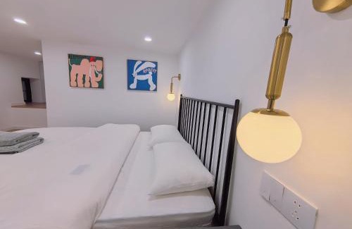 Huaihai Road Commercial Area Apartamento | Shanghai Hills & ZINN City Loft Near Metro Line 1 Changshu Rd and Close to Tianzi Fang