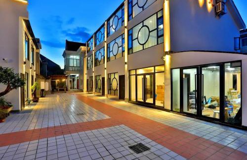 Pudong Hotel | Shanghai Monegative Time Garden Hotel Disney Store