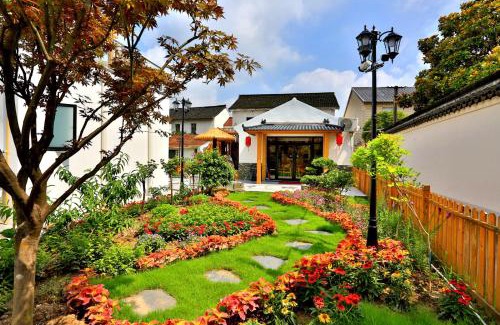 Pudong Hotel | Shanghai Monegative Time Garden Hotel Disney Store