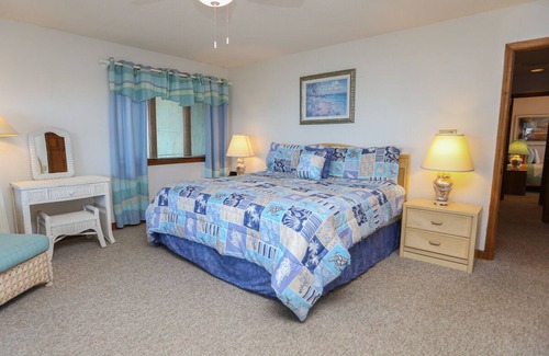 Tuckahoe Casa | “Shangri-la” is a 4 bedroom, 3 ½ bath oceanfront OBX property in the quaint town of Duck.