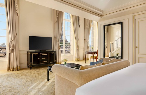 Chaillot Otro | Shangri-La Paris