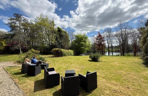 Parteen Casa | Shannon River House & Gardens