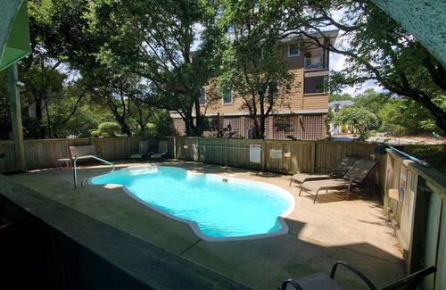Monteray Shores Casa | Shannons Tree House Outer Banks