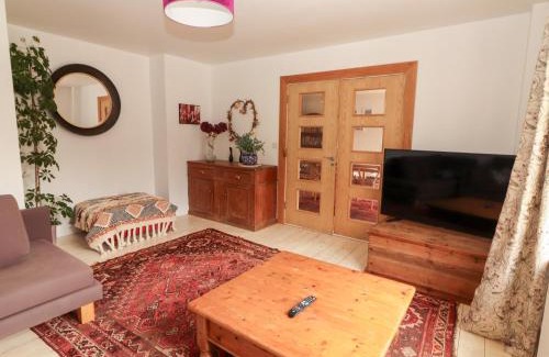 Ardnatrush Casa | Shanti Gher