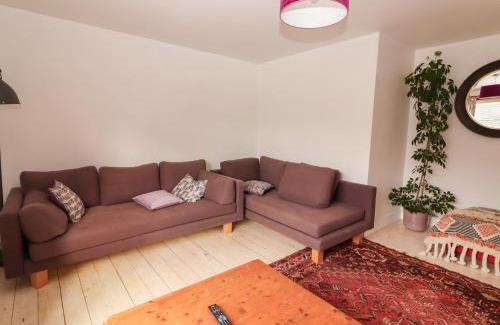Ardnatrush Casa | Shanti Gher