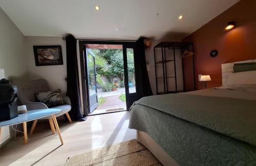 La Tour-Sur-Orb Cama Y Desayuno | Shanti Home