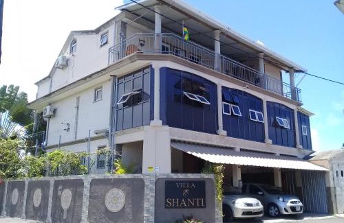 Poste de Flacq Casa | Shanti Nivas
