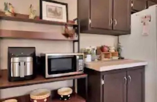 Williamson Casa | Shanti Ranchette - Bring the Horses and the Family!