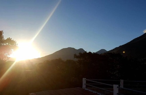 San Pedro La Laguna Hotel | SHANTI SHANTI Hotel & Restaurante