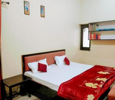 Faizabad Apartamento | Shantiniketan 4BHK Comfortable Family Stay in Ayodhya