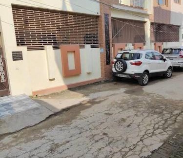 Faizabad Apartamento | Shantiniketan - Comfortable Stay in Ayodhya