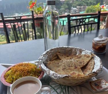 Old Manali Hotel | Sharda House
