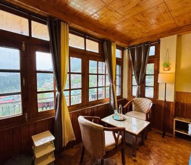 Old Manali Hotel | Sharda House