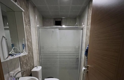 Golbasi Cama Y Desayuno | shared apartment with private room-özel odalı ortak daire