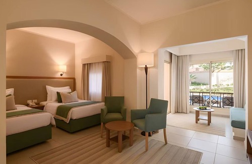 Sharm El Sheikh Complejo | Sharm El Sheikh Escape | Waterpark Fun, Outdoor Pool & Spa Serenity