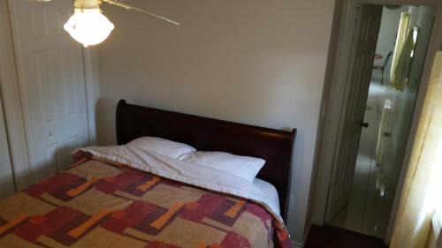 Wasaga Beach Hotel | Sharodon Sands Motel