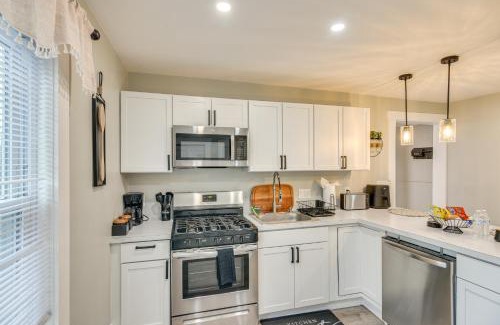 Sharon Apartamento | Sharon Home Less Than 8 Mi to Gillette Stadium!