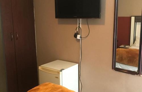 Windhoek West Casa | Sharonrose Guesthouse
