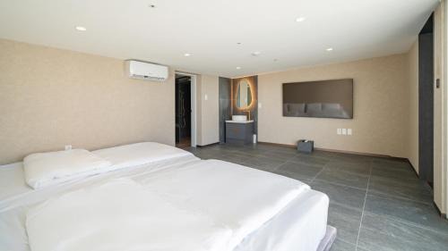 Gyeongju Hotel | Sharp & Flat Hotel