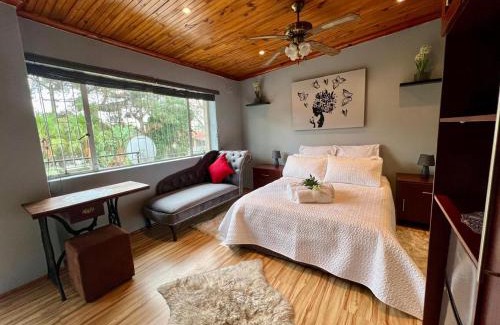 Trawal Casa | SharronDeez