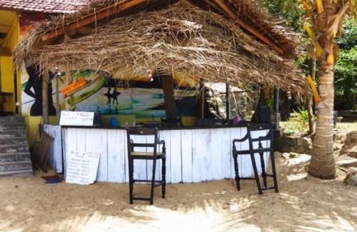 Pottuvil Division 2 Complejo | Shashini Beach Resort