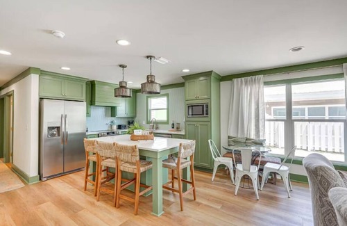 Kiska Beach Casa | Shasta Street Retreat - New to Mgmt