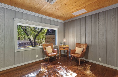 McCloud Cabina | Shasta View Lodge - Cedar Cabin